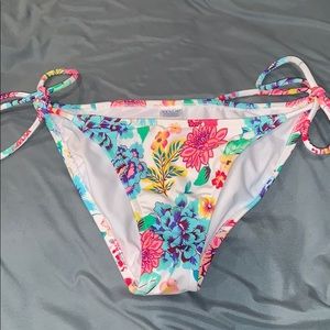 Venus swim bottoms size 6